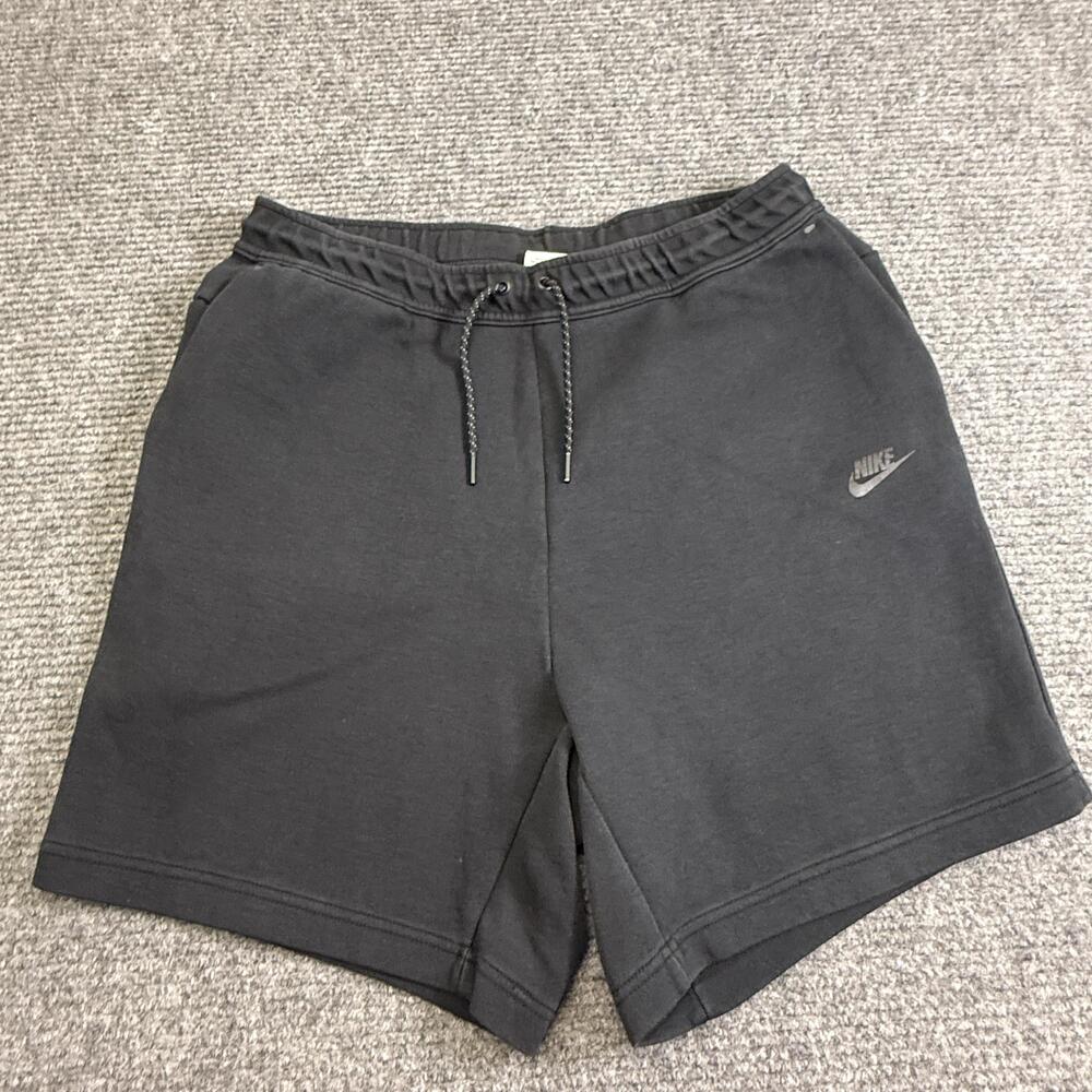 Nike Tech Fleece Shorts Mens XL Black Sweat 7 In Inseam Zip Pocket CU4503-010